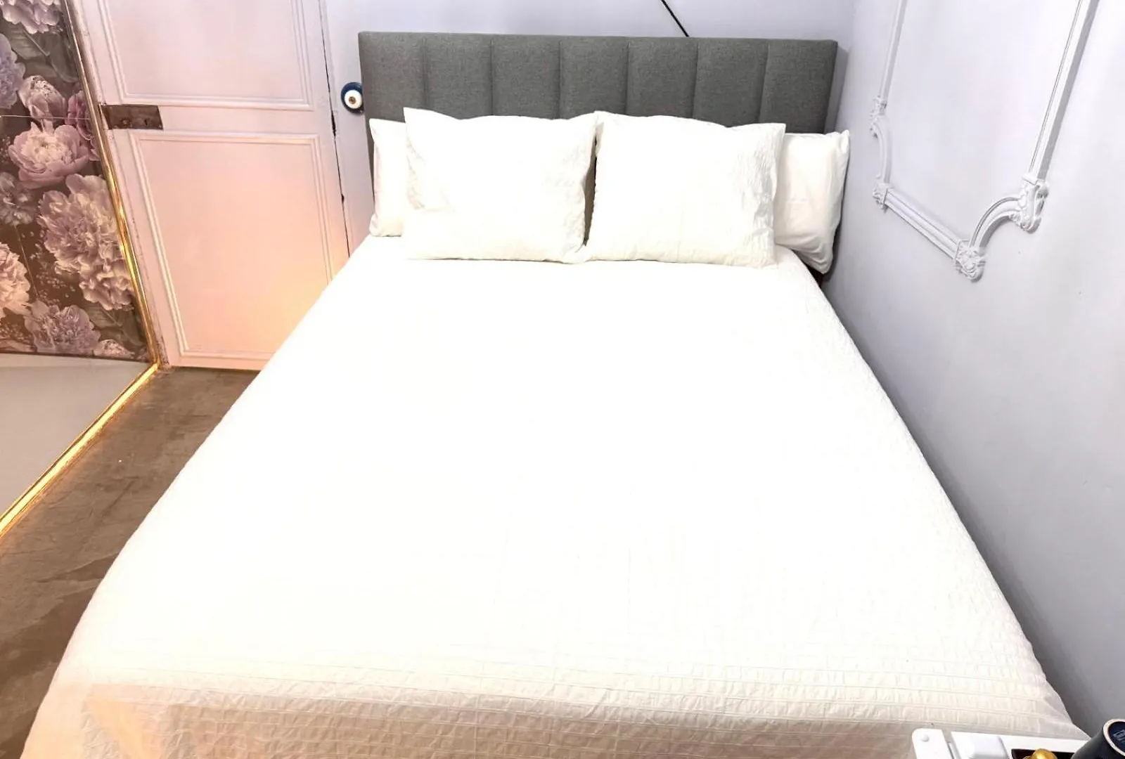 Dog Admiral - Urban Guest House Palma